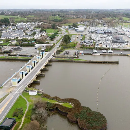 Organiser vos horaires au barrage d’Arzal aujourd’hui en voiture pour un voyage fluvestre réussi